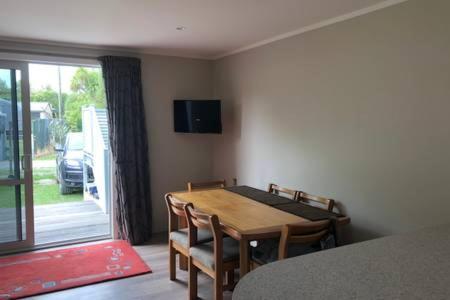 Park-Inn Lodge Dorie Luaran gambar